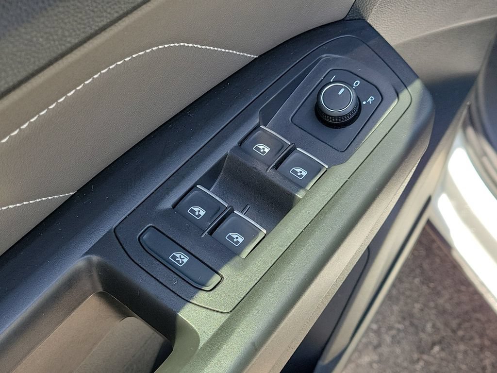 Used 2023 Volkswagen Atlas SE FWD image 19