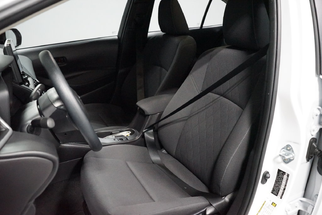 Used 2026 Toyota Corolla LE FWD image 25