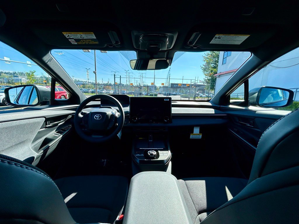 New 2026 Toyota C-HR AWD/4WD image 18