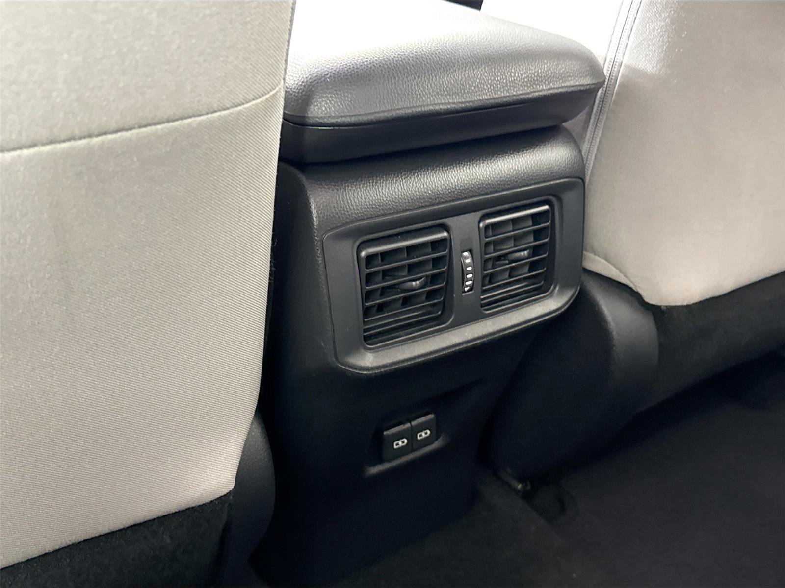 Certified 2022 Toyota RAV4 XLE image 34