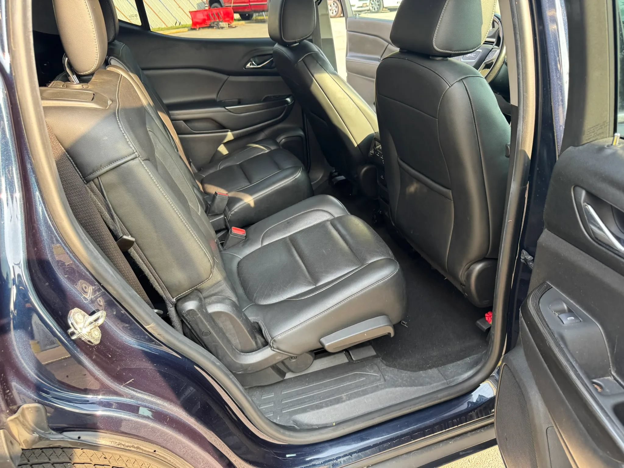 Used 2017 GMC Acadia SLT FWD image 22