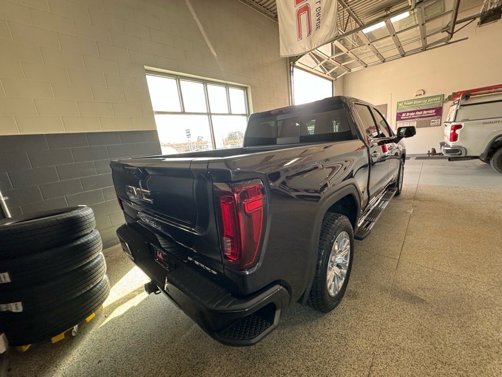 Used 2024 GMC Sierra 1500 Denali w/ Technology Package image 5