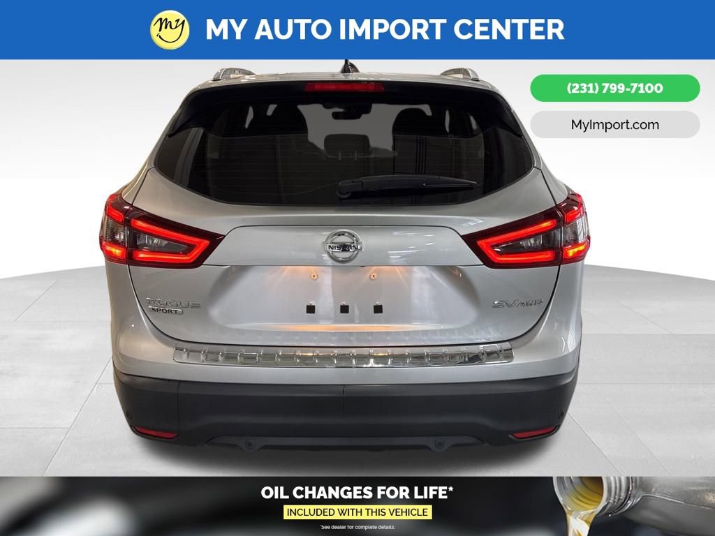 Used 2022 Nissan Rogue Sport SV w/ Technology Package image 6