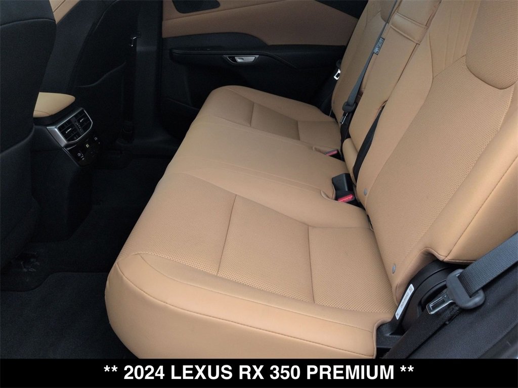 Used 2024 Lexus RX 350 Premium w/ Convenience Package image 4