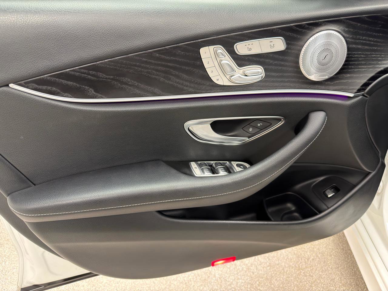 Used 2020 Mercedes-Benz E 350 E 350 4MATIC Sedan w/ Parking Assistance Package image 14