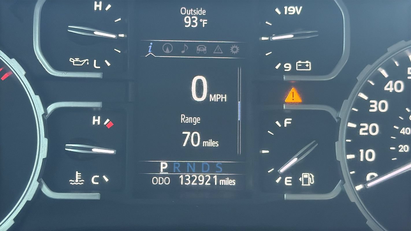Used 2018 Toyota Tundra Platinum AWD/4WD image 21