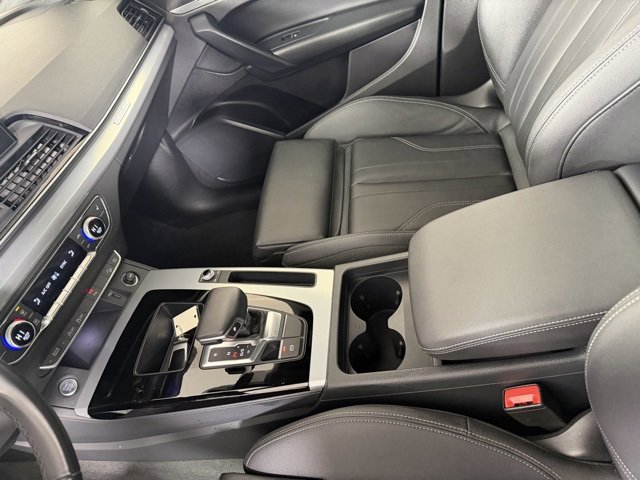 Certified 2025 Audi Q5 2.0T Premium image 17