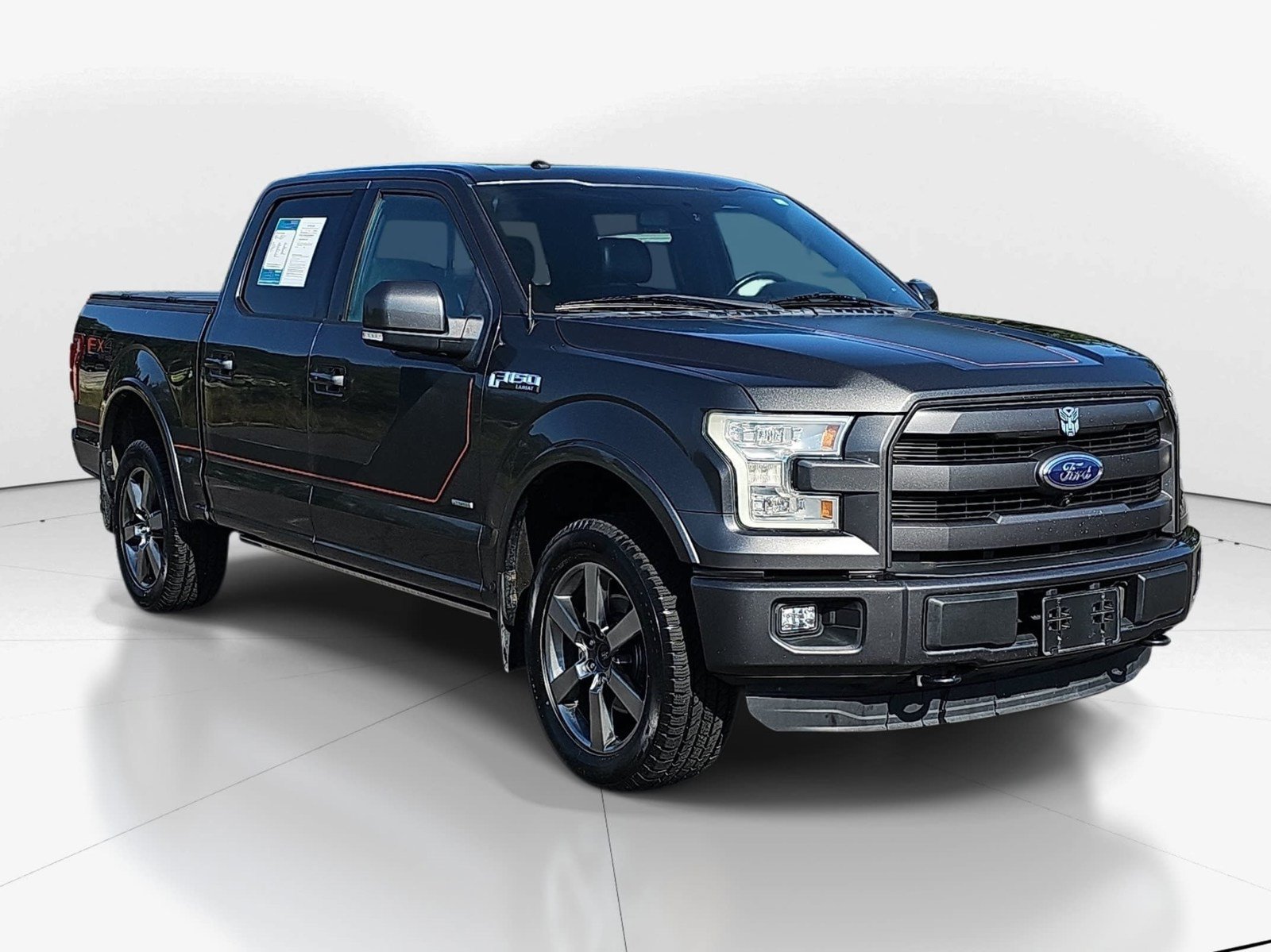 Used 2016 Ford F150 Lariat w/ Equipment Group 502A Luxury AWD/4WD image 2