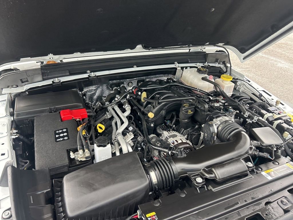 Certified 2024 Jeep Gladiator Sport image 17