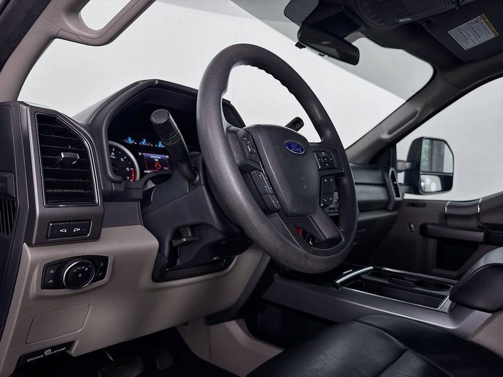 Used 2022 Ford F250 XLT w/ Black Appearance Package image 12