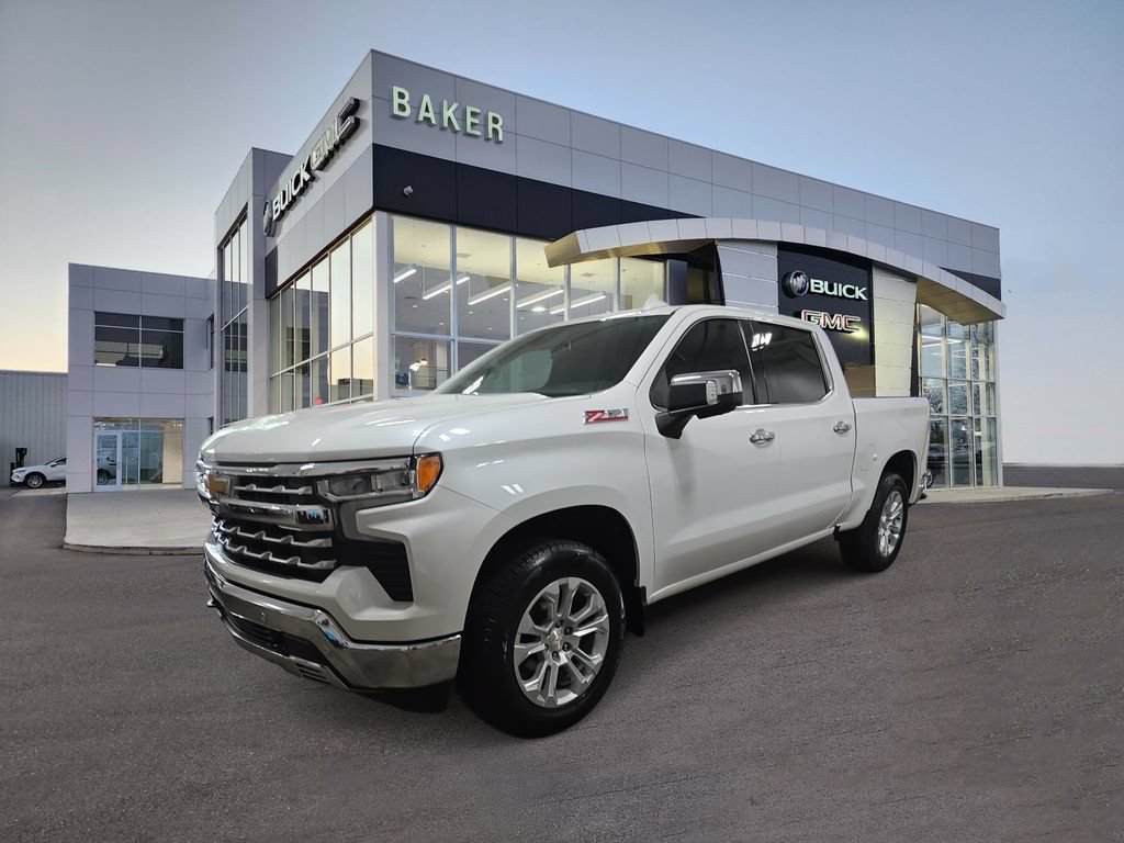 Used 2022 Chevrolet Silverado 1500 LTZ AWD/4WD image 1