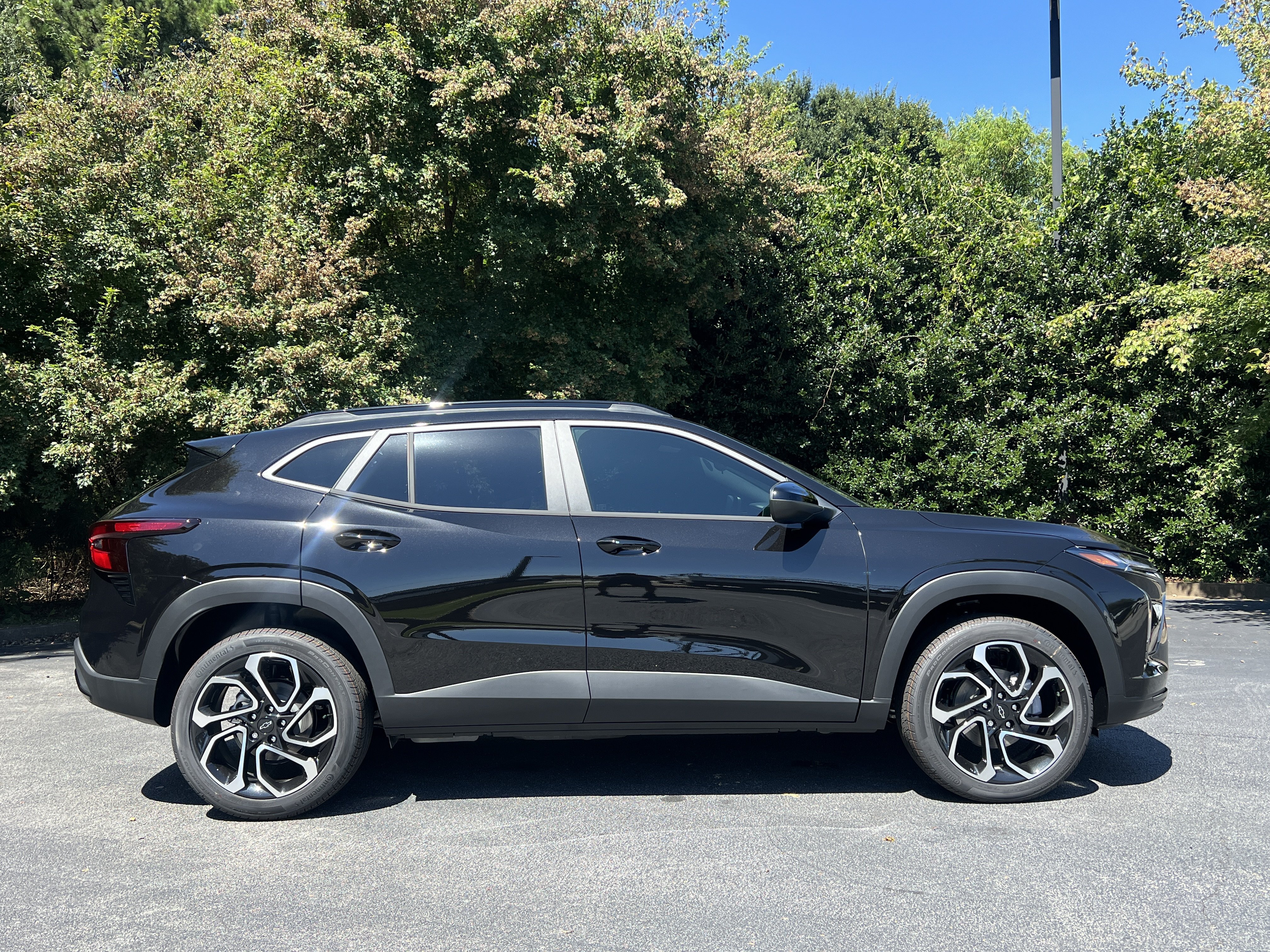 New 2026 Chevrolet Trax RS FWD image 41