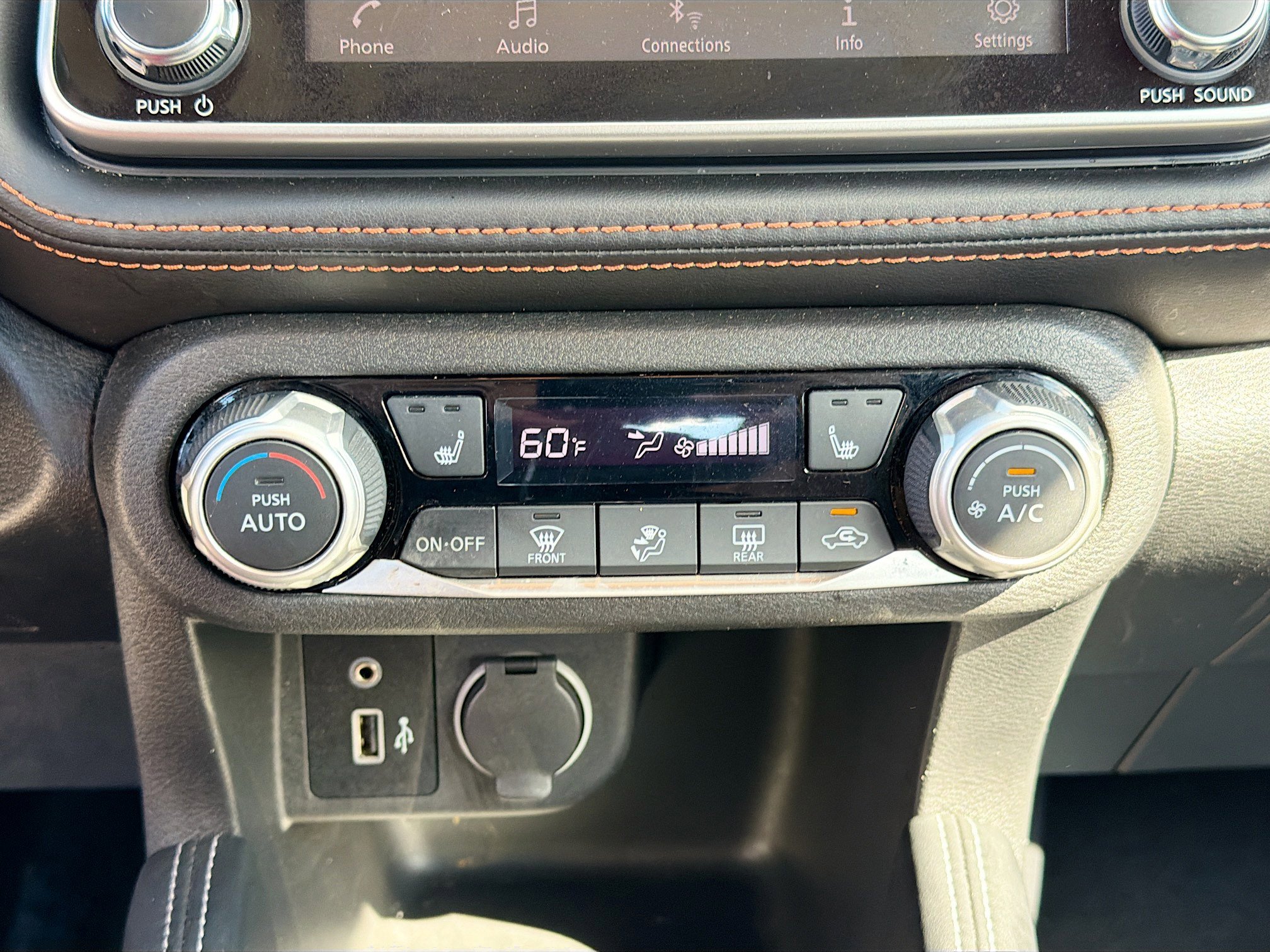 Used 2020 Nissan Kicks SR w/ SR Premium Package image 28