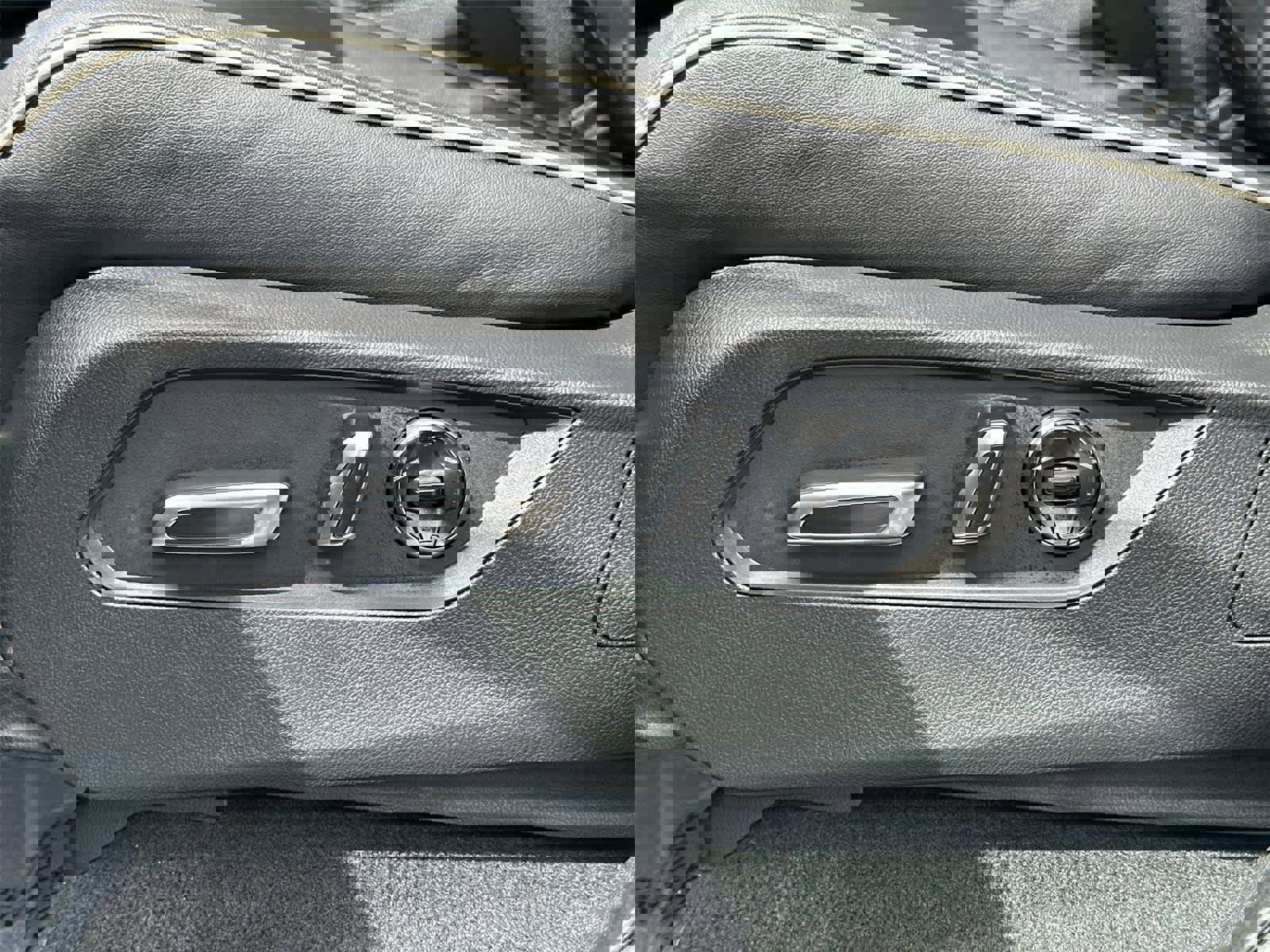 Certified 2023 Acura MDX SH-AWD w/ Advance Package image 23