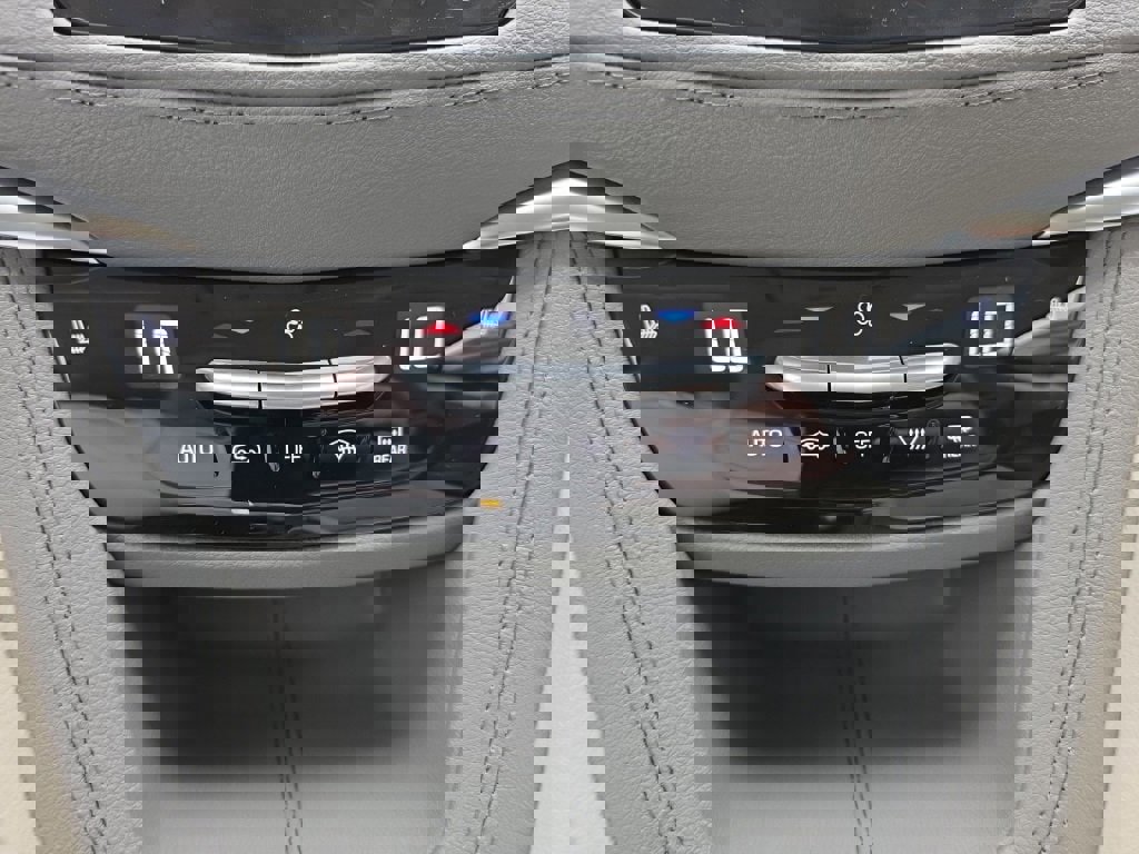 New 2025 Cadillac XT5 Premium Luxury w/ Technology Package image 14
