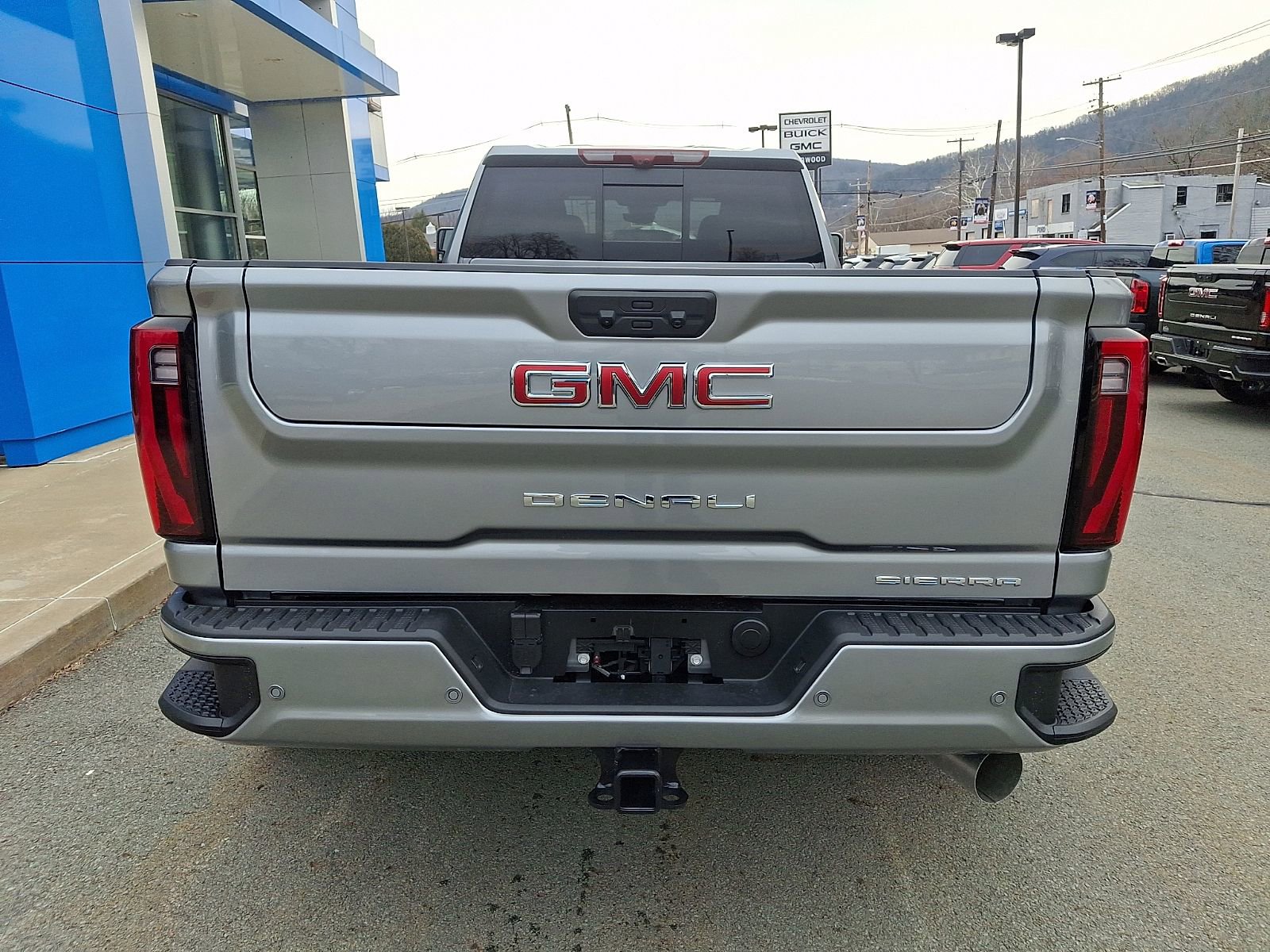 New 2026 GMC Sierra 3500 Denali w/ Denali Reserve Package image 5