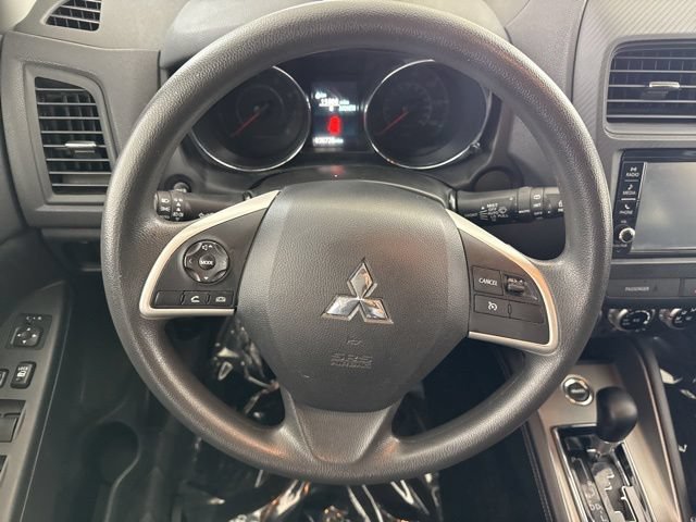 Used 2023 Mitsubishi Outlander Sport SE AWD/4WD image 23
