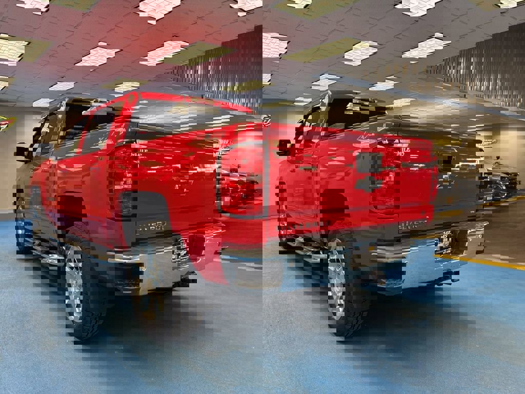 Used 2018 Chevrolet Silverado 1500 LT w/ All Star Edition image 9