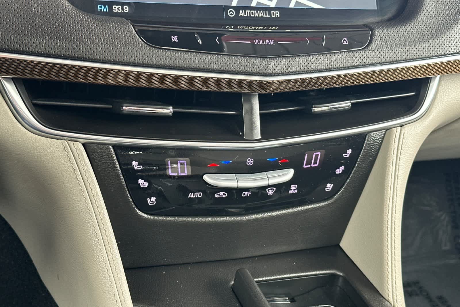 Used 2017 Cadillac CT6 Luxury RWD image 22