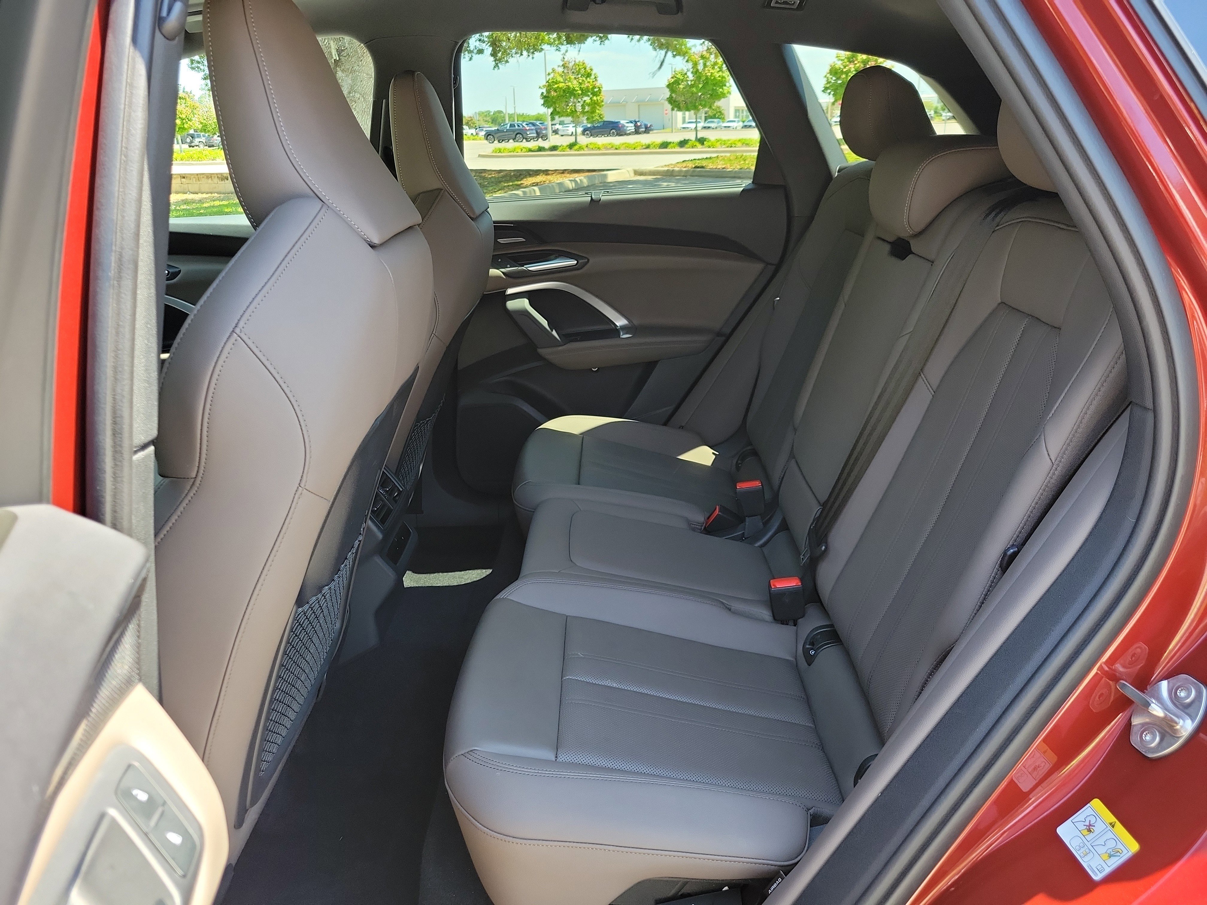 Used 2025 Audi Q5 Premium Plus w/ Premium Plus image 16