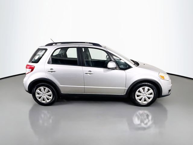 Used 2010 Suzuki SX4 AWD Hatchback image 5