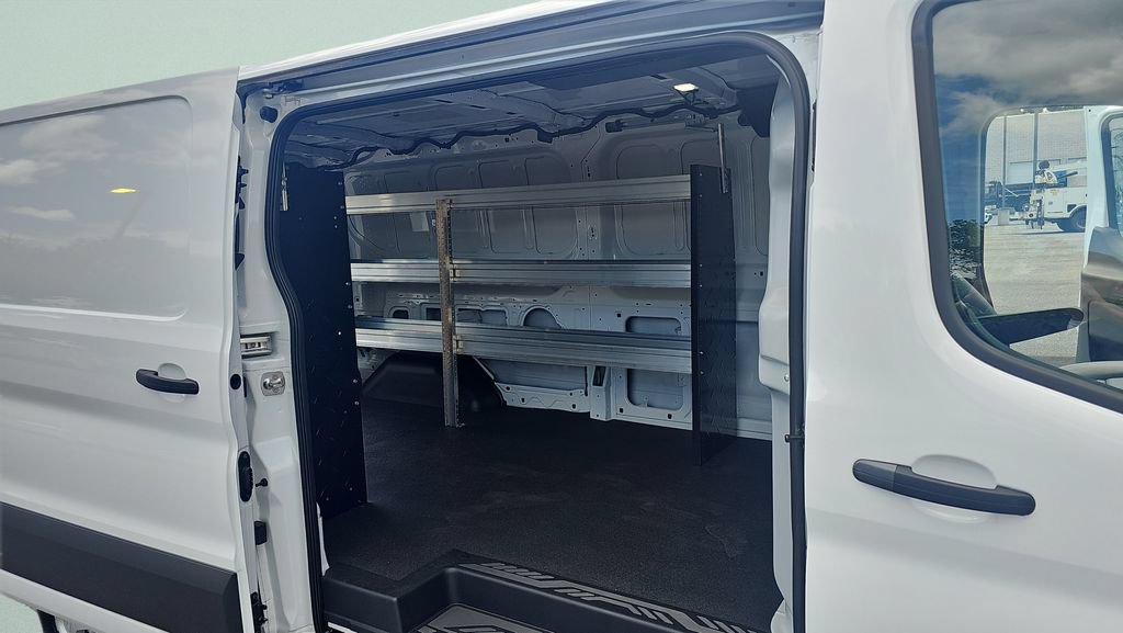 Used 2024 Ford Transit 150 Low Roof AWD image 18