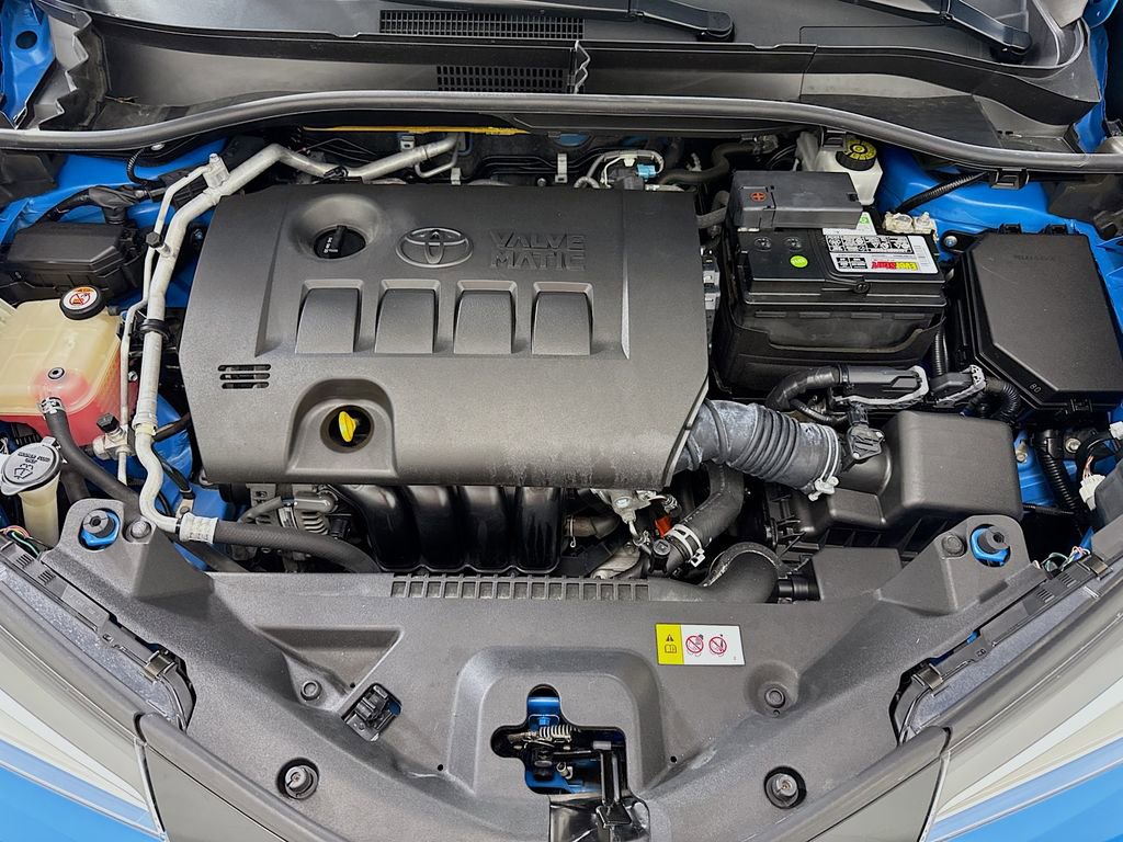 Certified 2019 Toyota C-HR XLE image 26