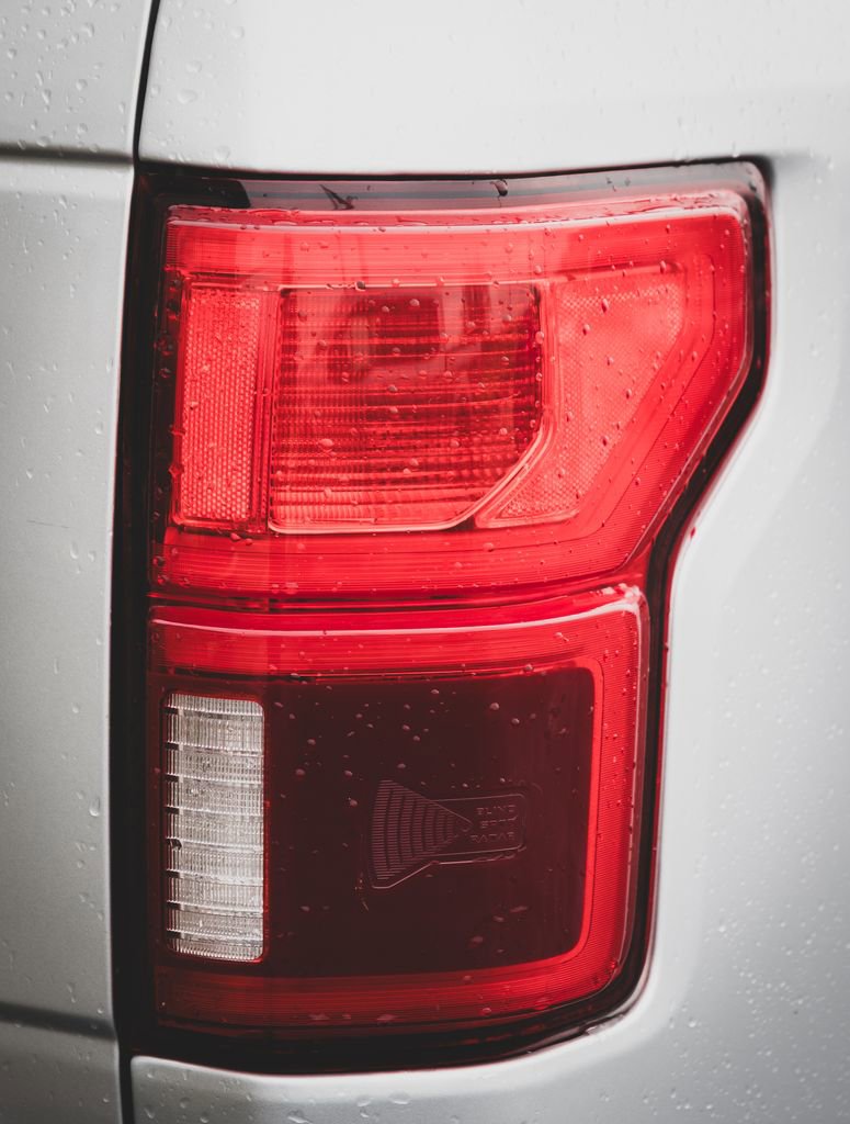 Used 2018 Ford F150 Lariat image 10