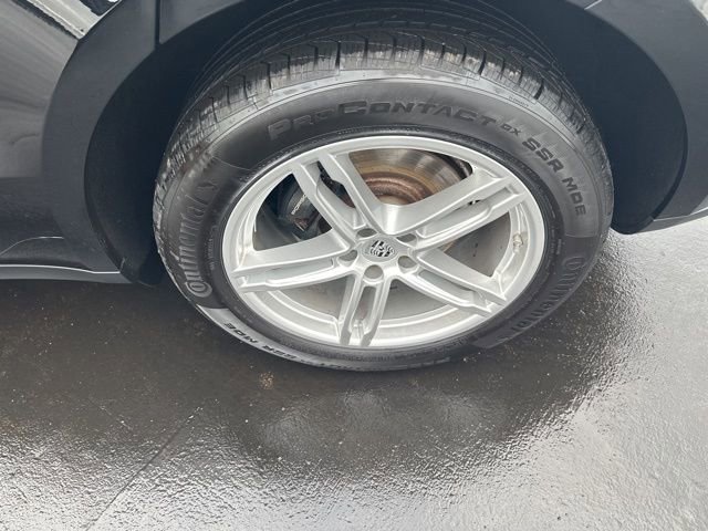 Used 2022 Porsche Macan image 24