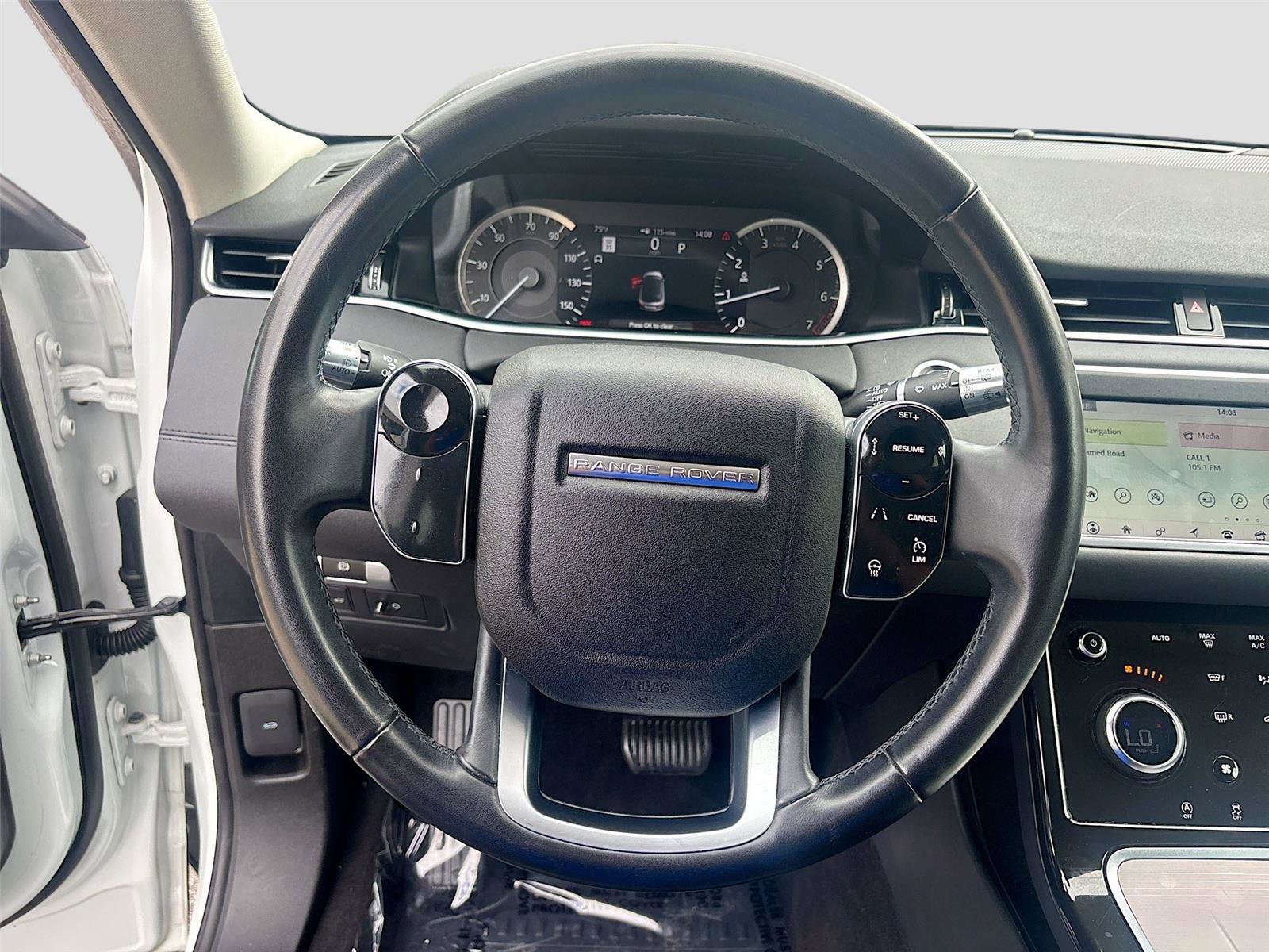 Used 2020 Land Rover Range Rover Evoque S image 11