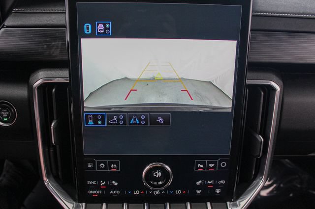Certified 2026 GMC Acadia Elevation w/ Elevation Premium Package AWD/4WD image 29