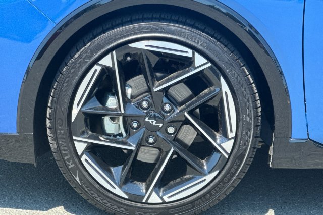 Used 2025 Kia K4 GT-Line w/ GT-Line Premium Package FWD image 25