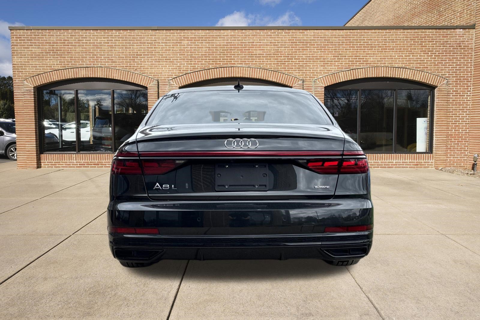 Used 2020 Audi A8 L 4.0T w/ Sport Plus Package image 7