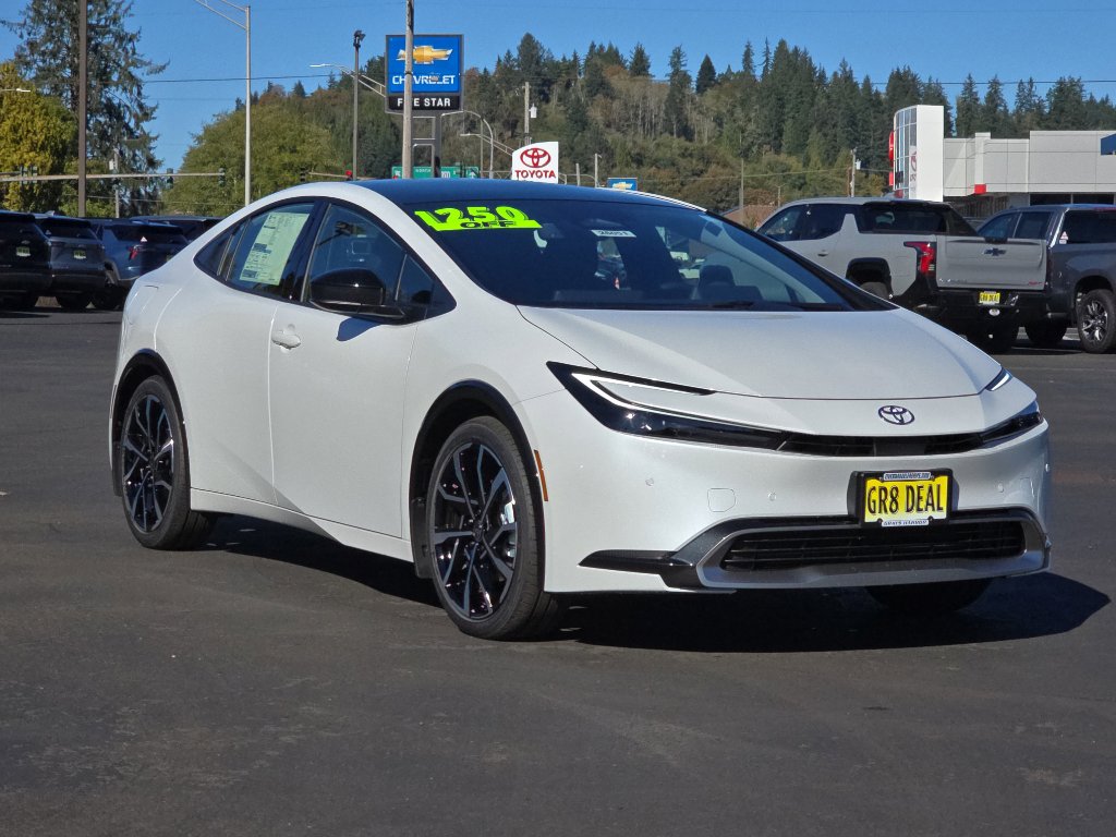 New 2026 Toyota Prius XSE image 2