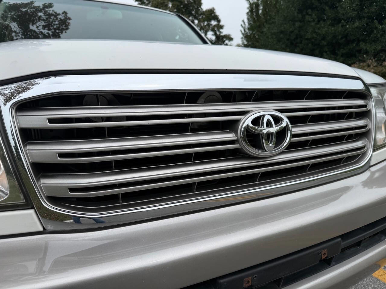 Used 2004 Toyota Land Cruiser image 18