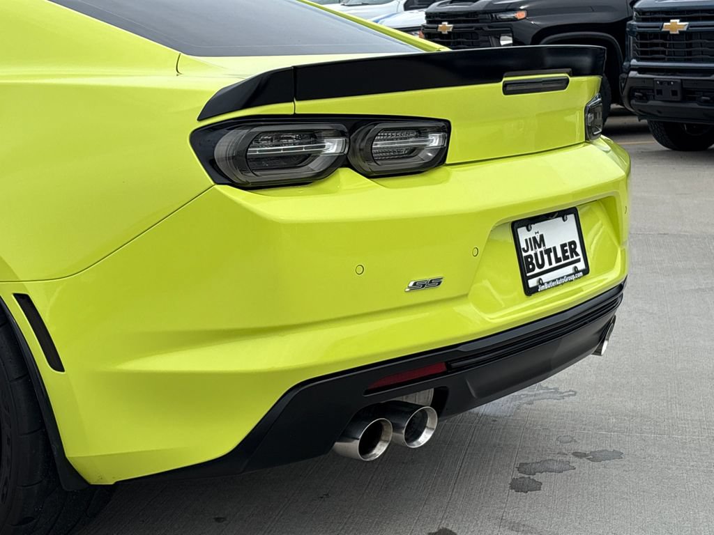 Used 2021 Chevrolet Camaro SS RWD image 61