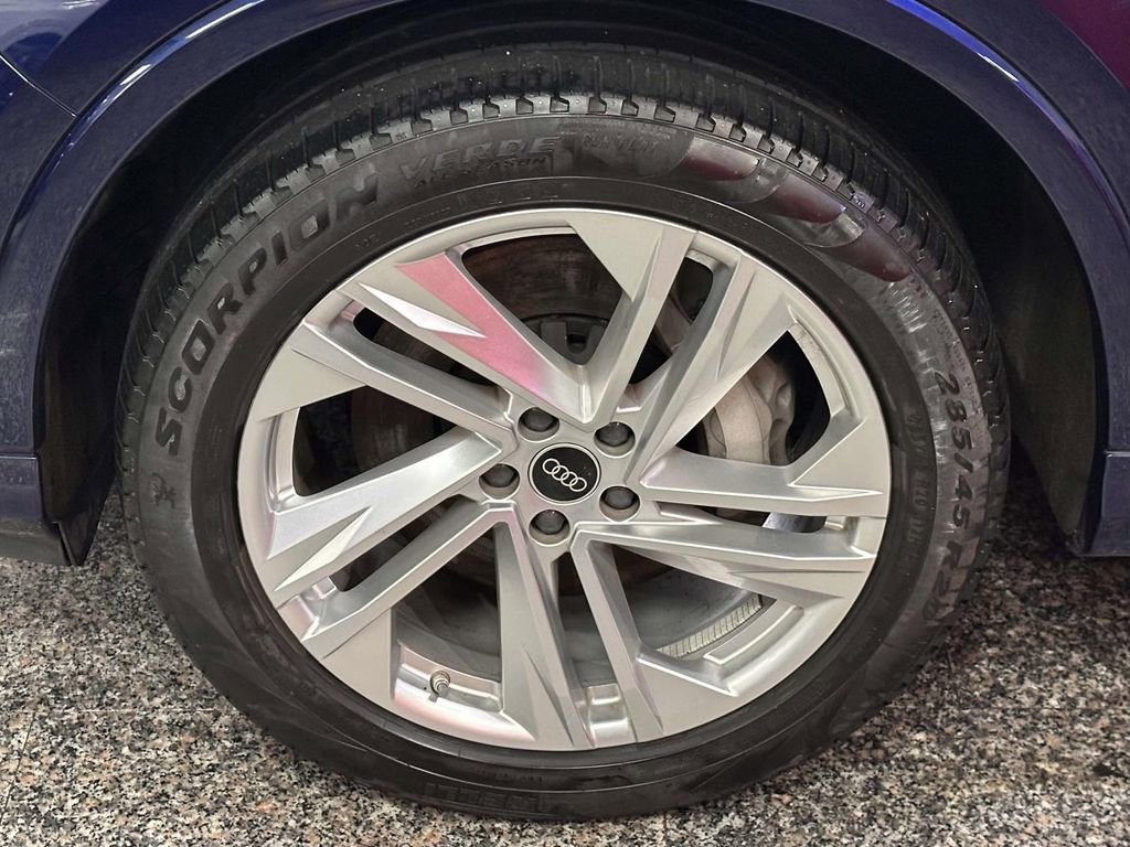 Used 2022 Audi Q7 3.0T Premium Plus w/ Premium Plus Package image 8