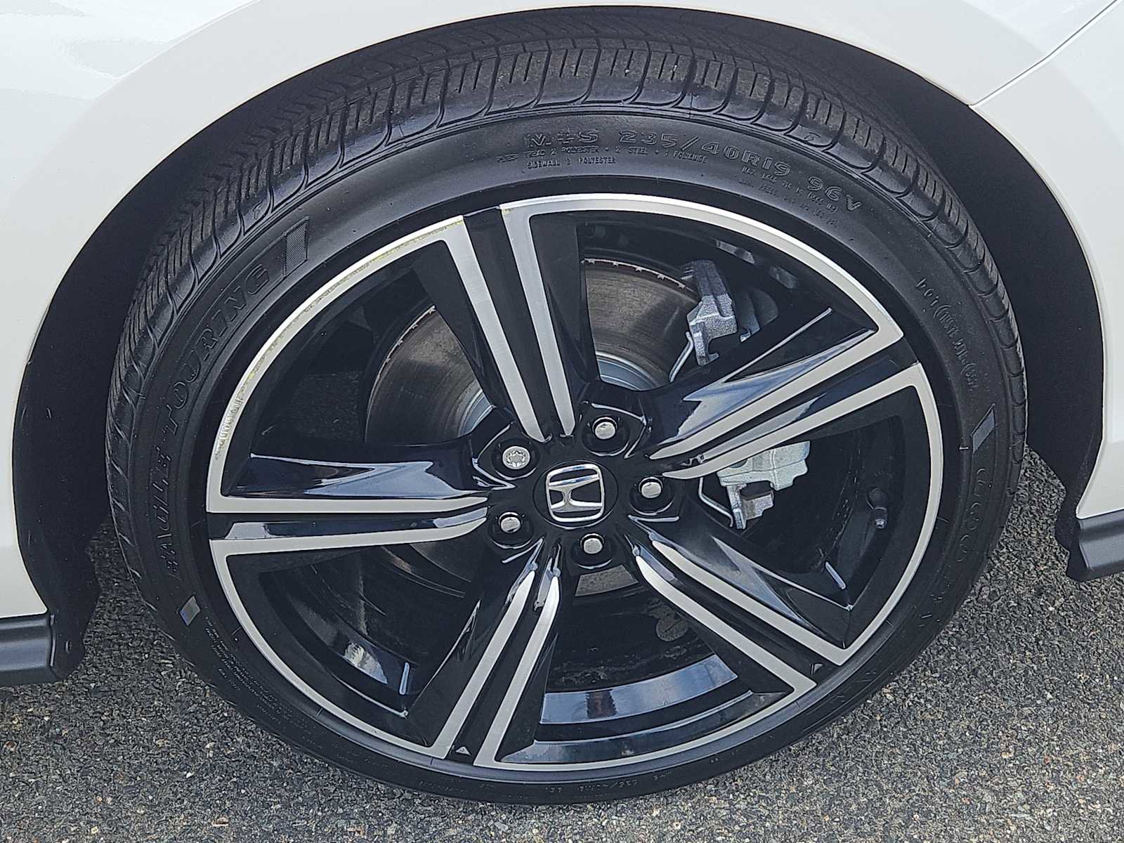 Used 2025 Honda Accord Sport image 9