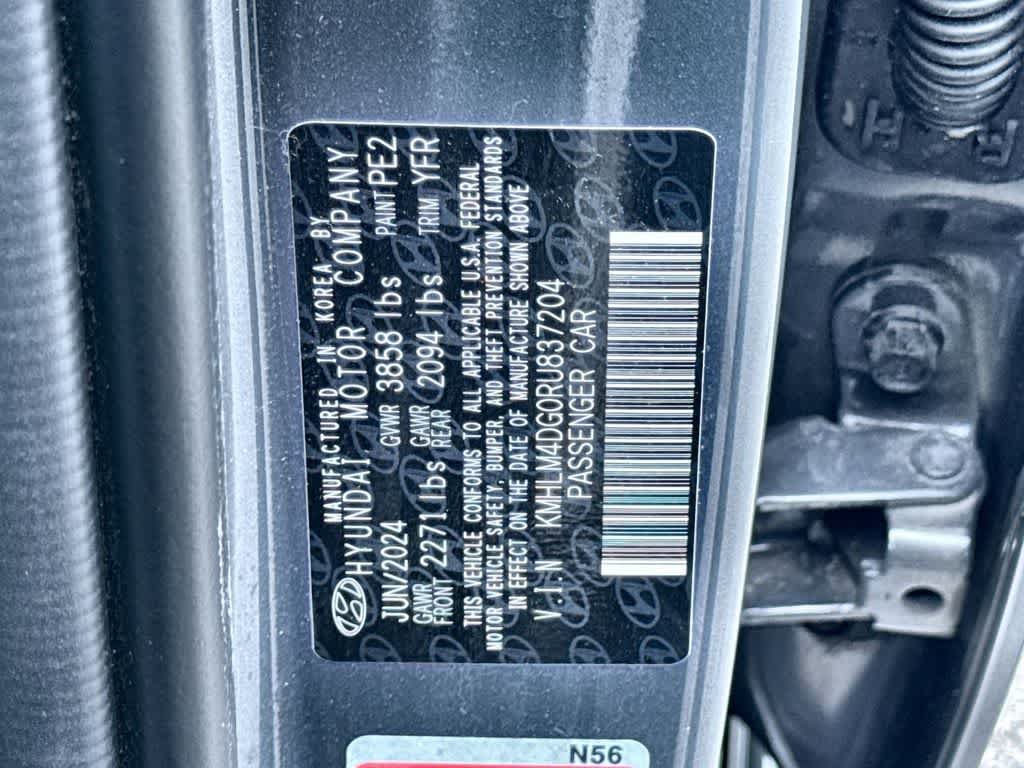 Used 2024 Hyundai Elantra SEL FWD image 29