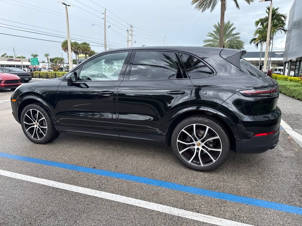 Certified 2023 Porsche Cayenne Platinum Edition AWD/4WD image 25