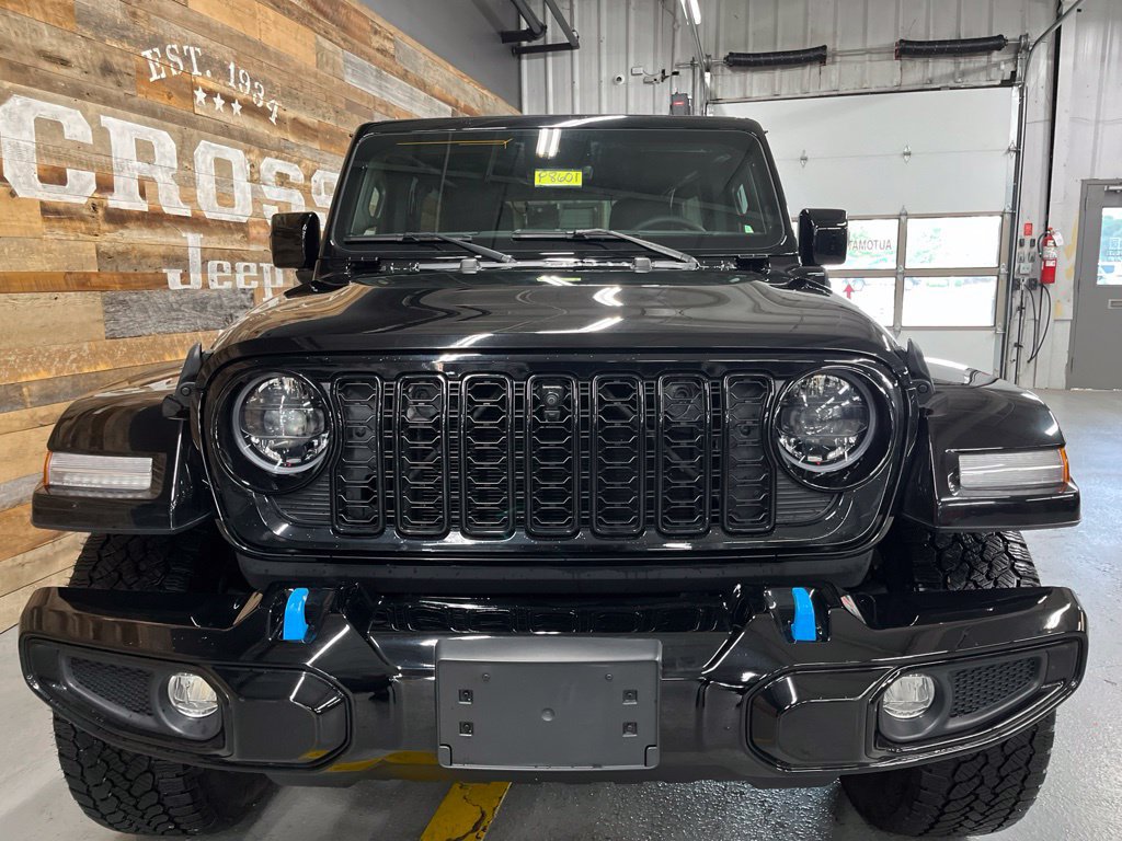 Used 2024 Jeep Wrangler High Altitude AWD/4WD image 7