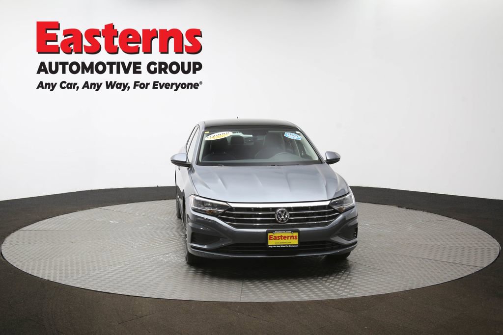 Used 2021 Volkswagen Jetta SE w/ SE Cold Weather Package image 51