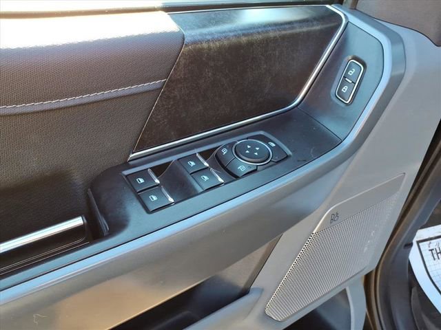 Used 2022 Ford F150 XLT w/ Equipment Group 302A High image 8