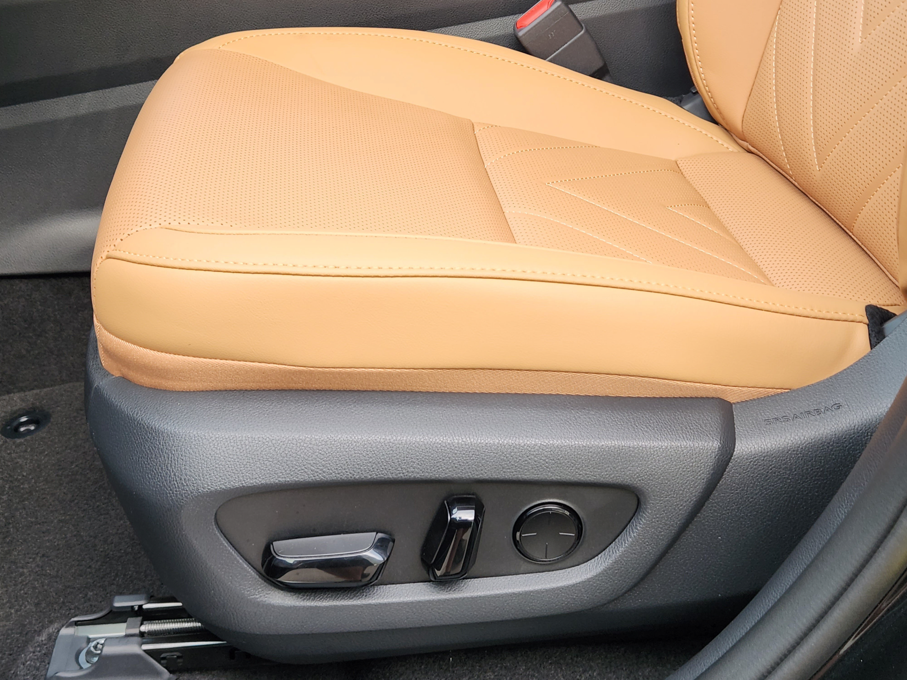 New 2026 Lexus NX 450h+ AWD w/ Accessory Package (Z1) image 16