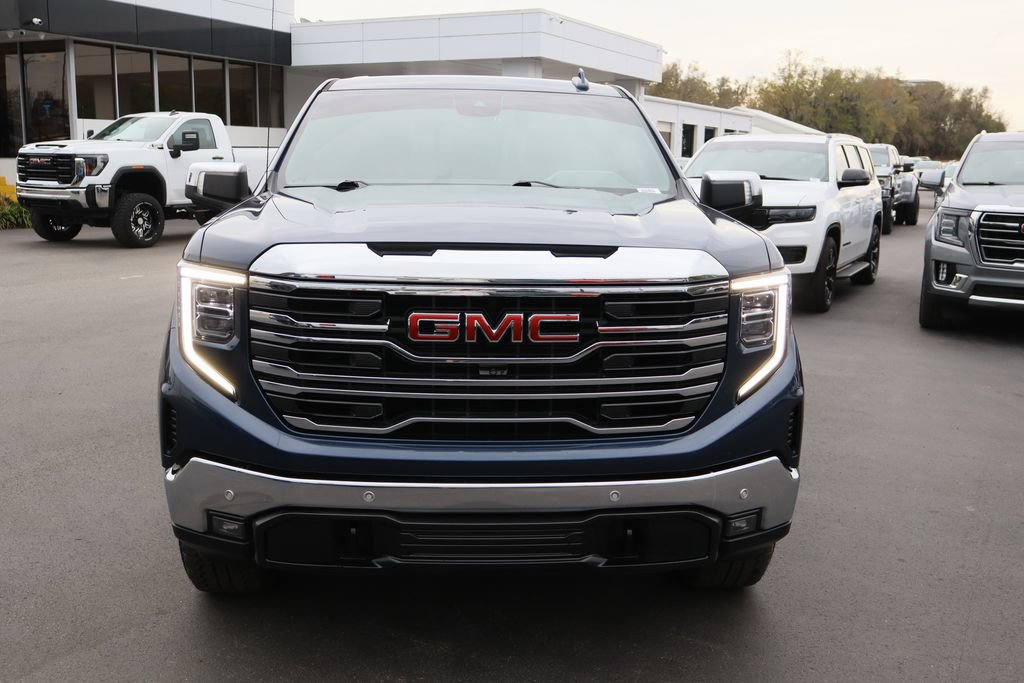 Certified 2022 GMC Sierra 1500 SLT w/ SLT Premium Plus Package image 3