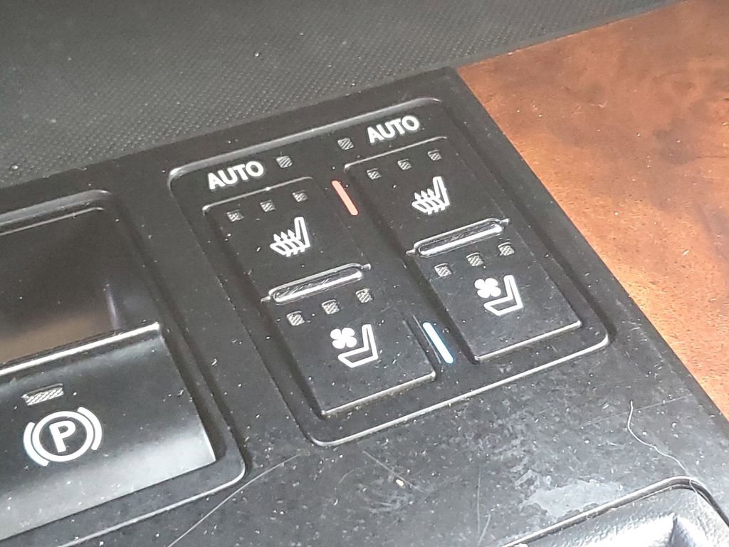 Used 2018 Lexus RX 350L FWD image 34