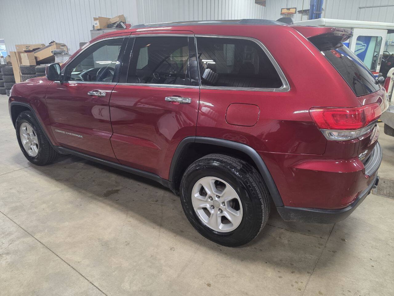 Used 2014 Jeep Grand Cherokee Laredo AWD/4WD image 5