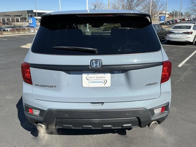 Used 2023 Honda Passport EX-L image 4