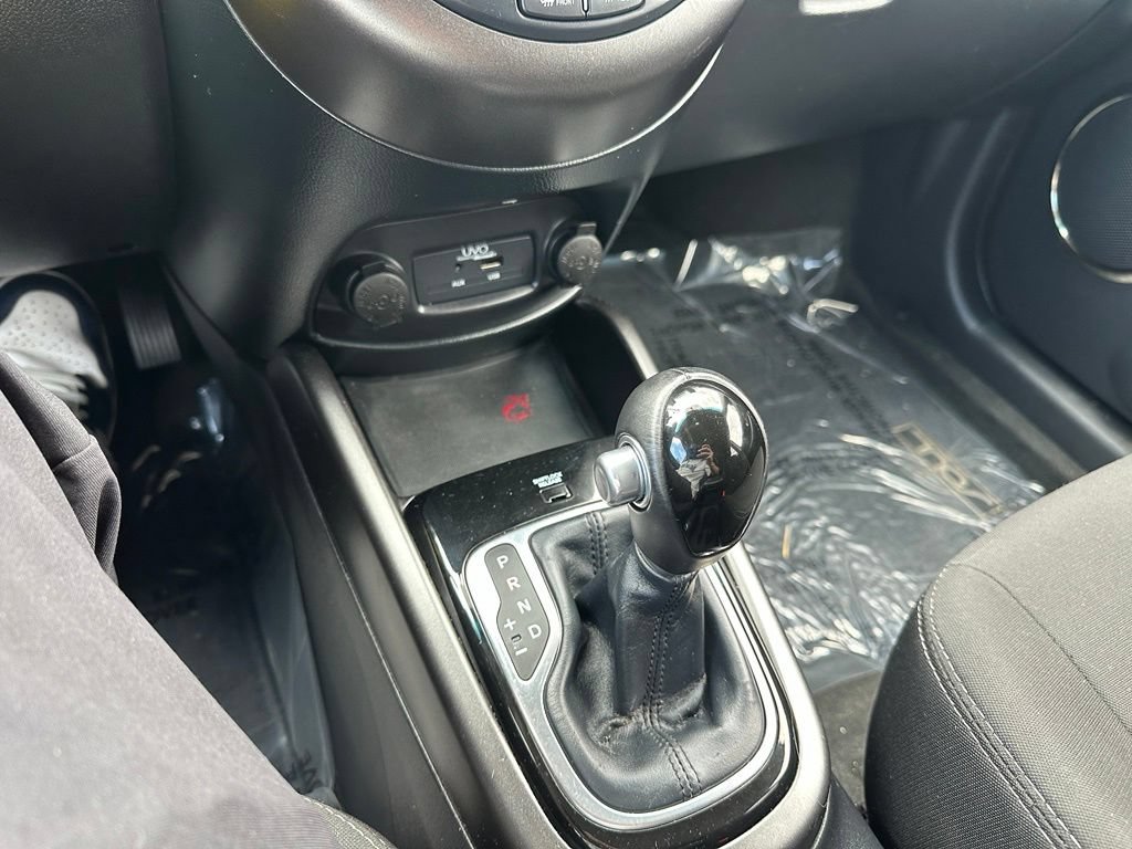 Used 2012 Kia Soul + w/ Audio Pkg FWD image 14