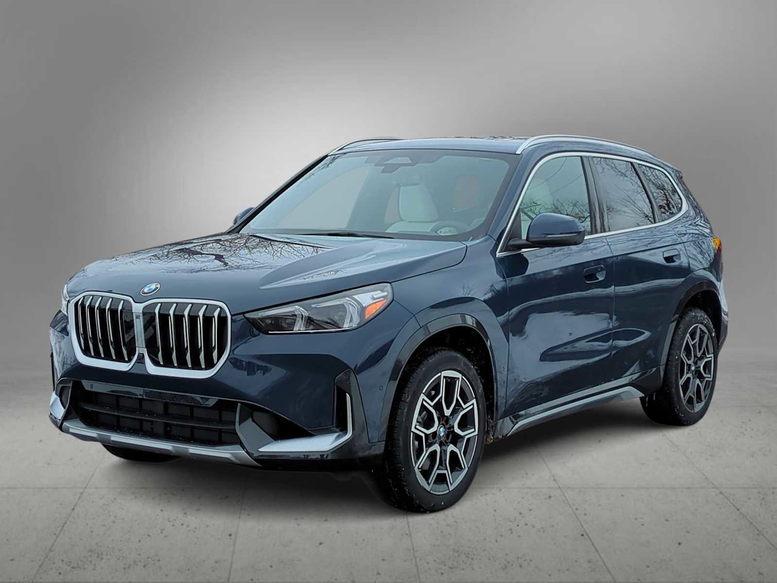 New 2026 BMW X1 xDrive28i w/ Technology Package image 4